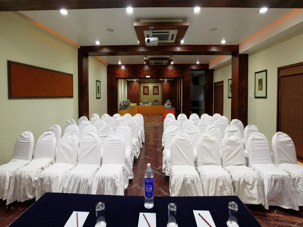 Hotel Mayura Rāipur Facilidades foto