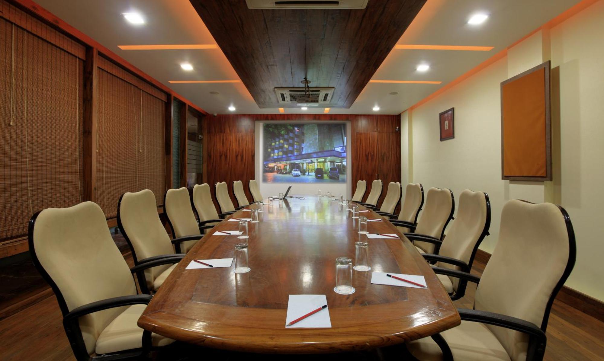 Hotel Mayura Rāipur Facilidades foto